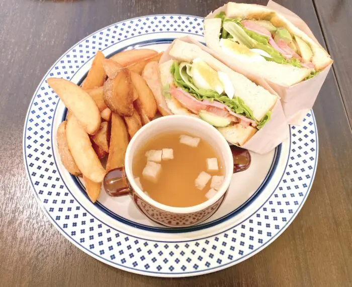 ルルエミネット 静岡市草薙 キッズスペース完備 子連れにやさしいカフェ 静岡食べもぐブログ